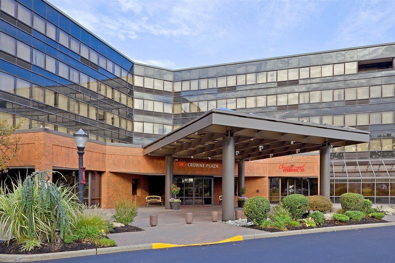 Crowne Plaza Edison By Ihg Hotel Bagian luar foto