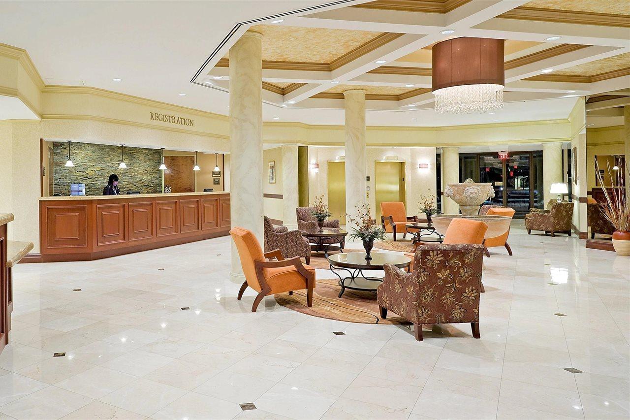 Crowne Plaza Edison By Ihg Hotel Bagian luar foto
