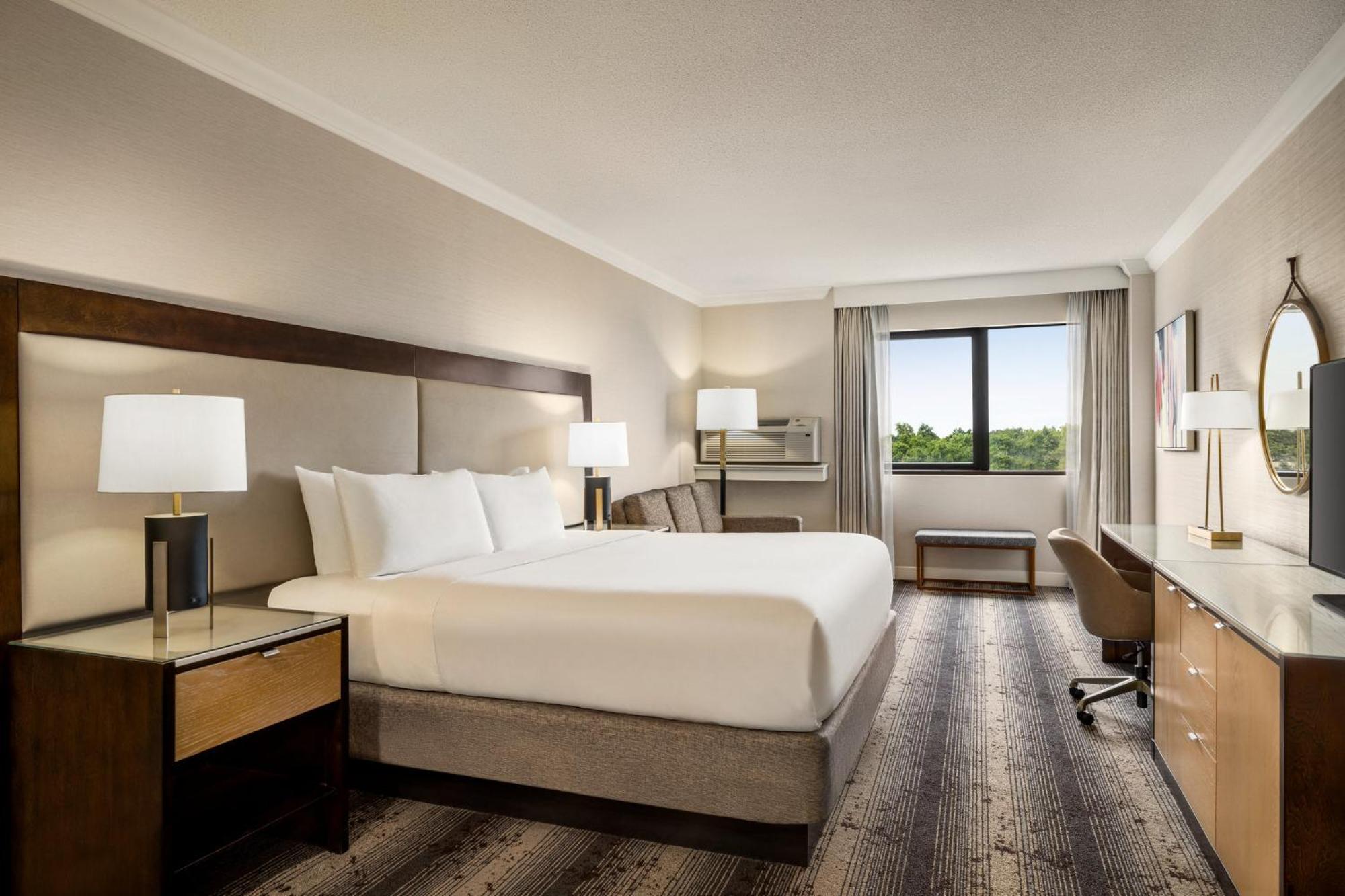 Crowne Plaza Edison By Ihg Hotel Bagian luar foto
