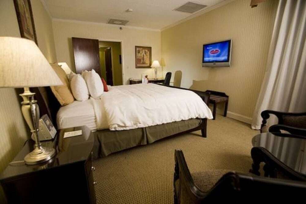 Crowne Plaza Edison By Ihg Hotel Bagian luar foto